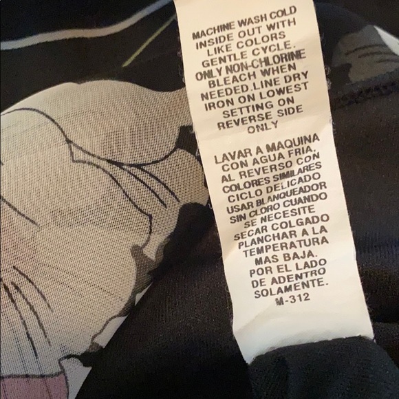 My Michelle sleeveless blouse - Picture 8 of 8